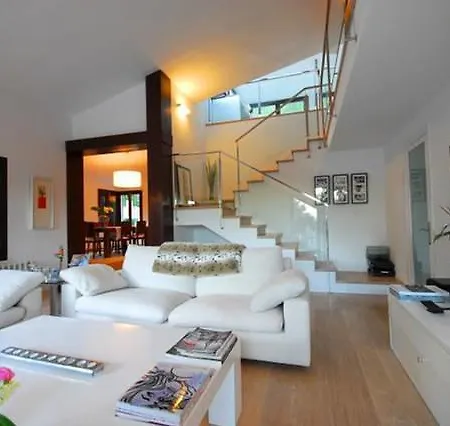 Bon Jardi Villa